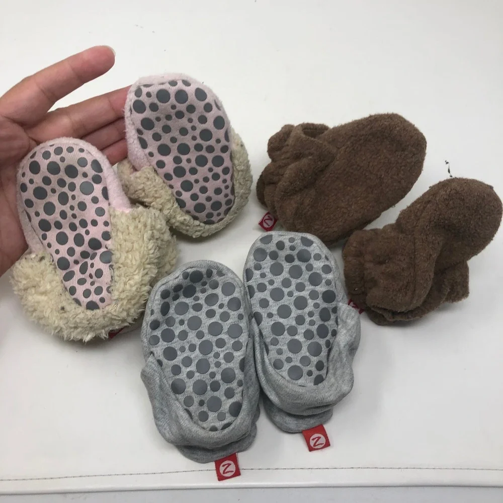 Zutano Booties Lot 11 Pairs 6M Baby Girls Multicolor Fleece Cotton Snap Stay-On